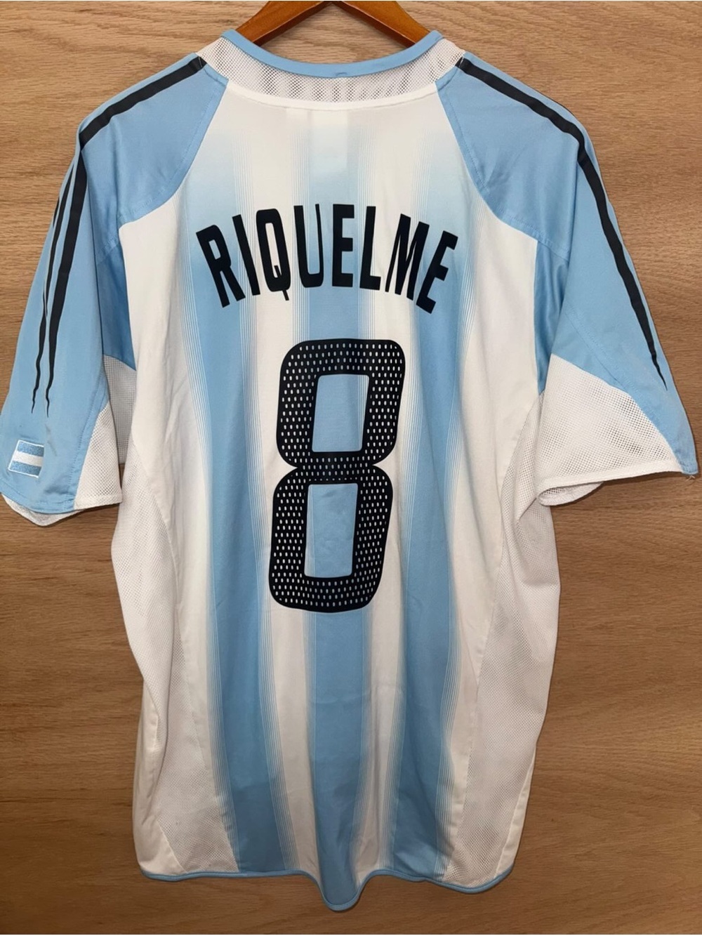 2004 Adidas Argentina Soccer Jersey in Sky Blue & White with # 8 Riquelme - Picture 4 of 4
